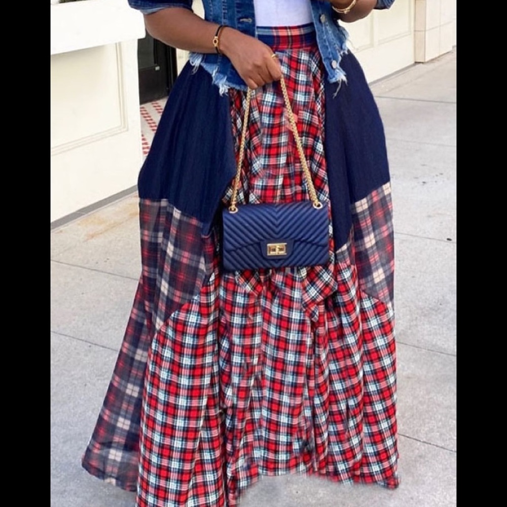 Long Plaid skirt